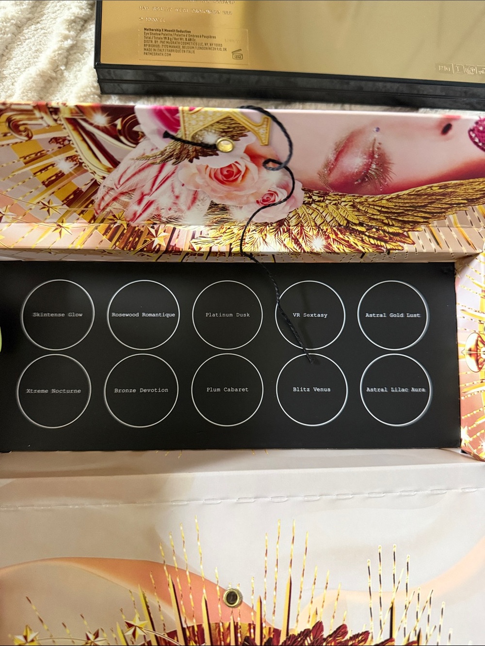Pat McGrath Labs Mothership Palette - Gold & Black - Picture 4 of 4